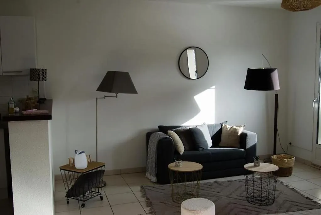 Apartment Appartement Cosy. Merville Centre. Proche Aeroport Et Parc Exposition France